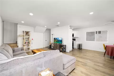 10757 Hortense #307, North Hollywood, CA 91602