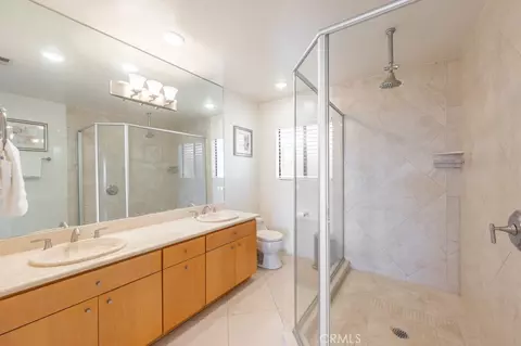 Bath - 1350 E Tujunga, Burbank, CA 91501 photo 4 of 6