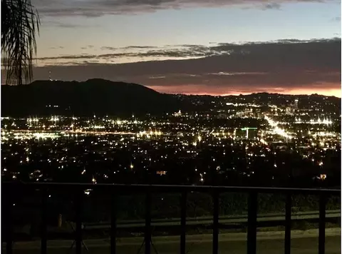 View/Area - 1350 E Tujunga, Burbank, CA 91501 photo 6 of 8