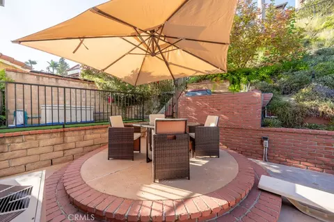 Exterior - 1350 E Tujunga, Burbank, CA 91501 photo 5 of 12