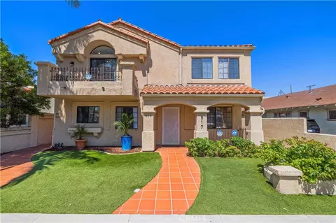 917 Euclid #1, Long Beach, CA 90804
