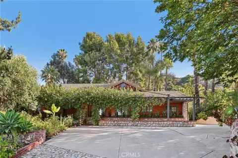 10919 Deliban St, Tujunga, CA 91042