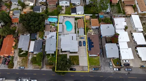 View/Area - 6911 Valmont St, Tujunga, CA 91042 photo 3 of 4