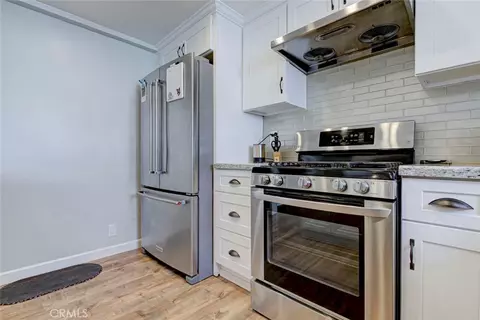 Kitchen - 6911 Valmont St, Tujunga, CA 91042 photo 2 of 3