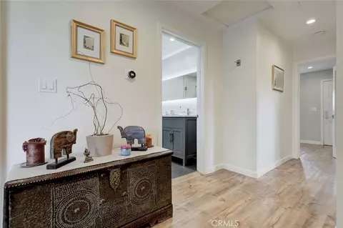 Entry Way - 6911 Valmont St, Tujunga, CA 91042 photo 4 of 6