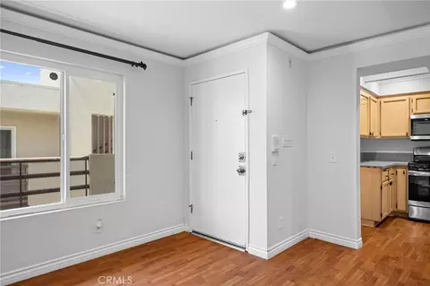 Living - 10119 Pinewood Ave #207, Tujunga, CA 91042 photo 1 of 5