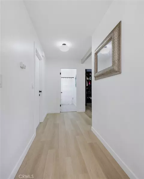 Entry Way - 9620 Alene, Tujunga, CA 91042 photo 2 of 6