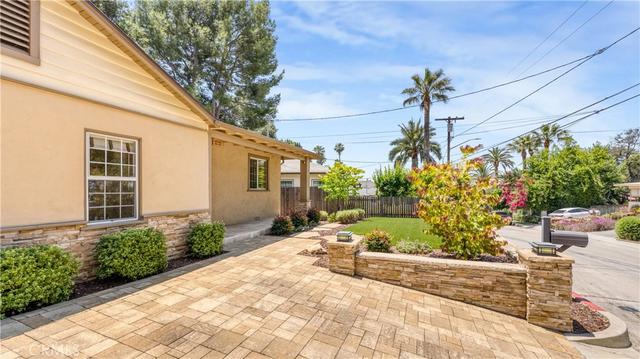 1232 Elmwood Ave, Burbank, CA 91501