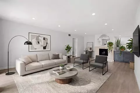 4536 Colbath Ave #101, Sherman Oaks, CA 91423