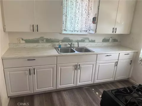 1401 S Whitemarsh, Compton, CA 90220 photo 10