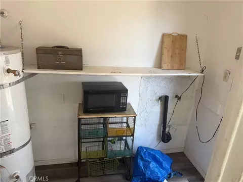 1401 S Whitemarsh, Compton, CA 90220 photo 12