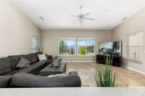 Living - 24384 Rutherford, Ramona, CA 92065 photo 2 of 3