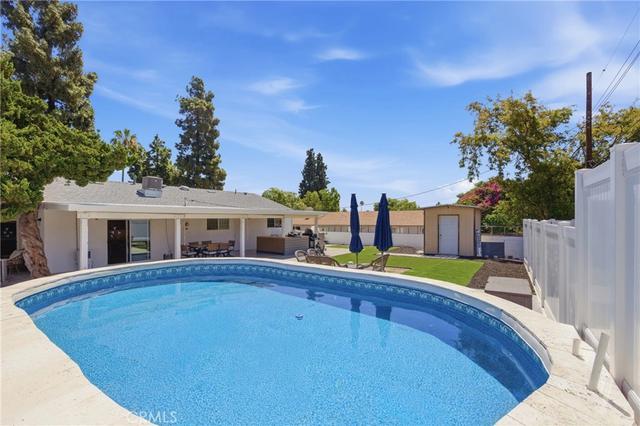11637 Prager, Sylmar, CA 91342