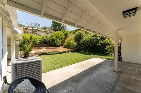 Exterior - 203 E Mtn, Glendale, CA 91207 photo 2 of 3