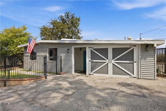 10170 Maude Ave, Sunland, CA 91040