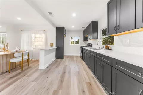 Entry Way - 10554 Plainview, Tujunga, CA 91042 photo 1 of 4