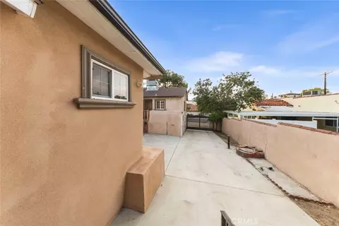 Exterior - 10554 Plainview, Tujunga, CA 91042 photo 8 of 16