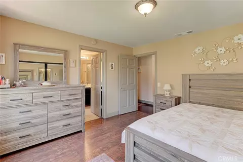 Bedroom - 1663 Vista, Glendale, CA 91201 photo 6 of 6
