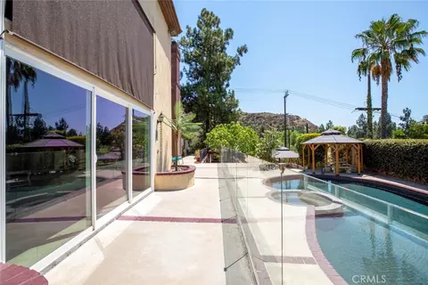 Exterior - 1663 Vista, Glendale, CA 91201 photo 8 of 16