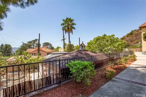 Exterior - 1663 Vista, Glendale, CA 91201 photo 10 of 16
