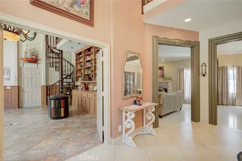 Entry Way - 1663 Vista, Glendale, CA 91201 photo 4 of 13