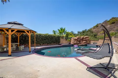 Exterior - 1663 Vista, Glendale, CA 91201 photo 11 of 16