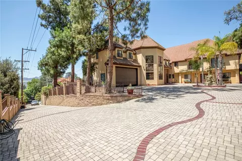 Exterior - 1663 Vista, Glendale, CA 91201 photo 2 of 16