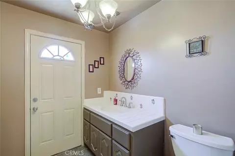 Bath - 1663 Vista, Glendale, CA 91201 photo 1 of 7