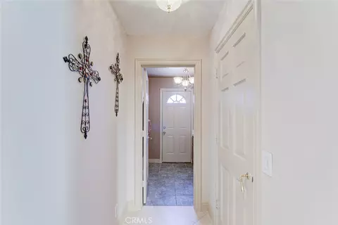 Entry Way - 1663 Vista, Glendale, CA 91201 photo 7 of 13