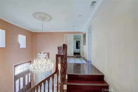 Entry Way - 1663 Vista, Glendale, CA 91201 photo 11 of 13