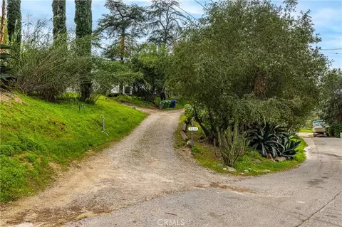Exterior - 7444 Tranquil Dr, Tujunga, CA 91042 photo 17 of 17