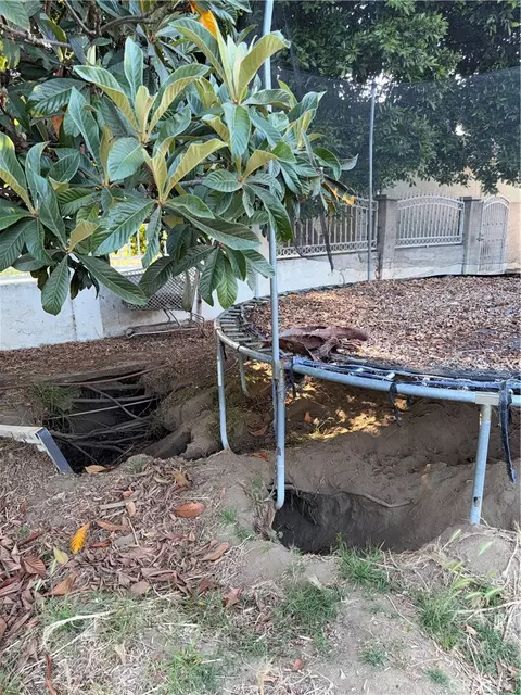 13627 Hart, Van Nuys, CA 91405