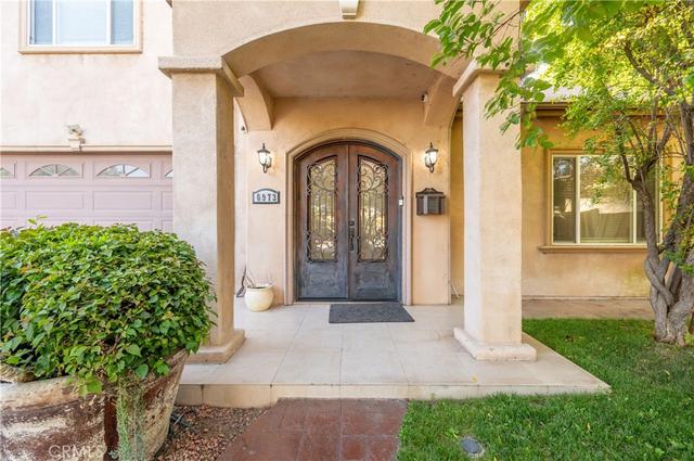 6973 Varna Ave, Van Nuys, CA 91405