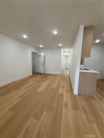 14805 Chase St #224, Panorama City, CA 91402