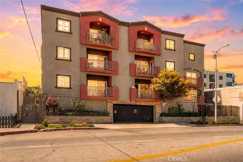11124 Burbank Blvd #101, North Hollywood, CA 91601