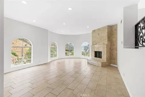 Living - 631 Caleb St, Glendale, CA 91202 photo 4 of 13