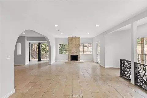 Living - 631 Caleb St, Glendale, CA 91202 photo 6 of 13