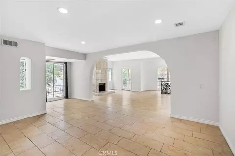 Living - 631 Caleb St, Glendale, CA 91202 photo 7 of 13