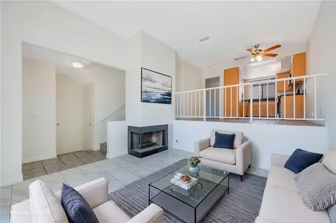 27610 Nugget Dr #1, Canyon Country, CA 91387