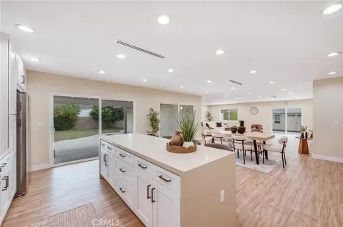 17633 Nordhoff St, Northridge, CA 91325