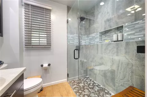 Bath - 3722 3rd, Glendale, CA 91214 photo 1 of 3