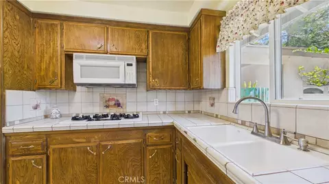 Kitchen - 11246 Denivelle Pl, Tujunga, CA 91042 photo 1 of 1