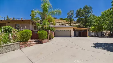 Exterior - 11246 Denivelle Pl, Tujunga, CA 91042 photo 3 of 19