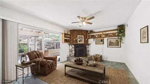 Living - 11246 Denivelle Pl, Tujunga, CA 91042 photo 6 of 7