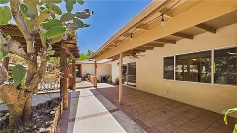 Exterior - 11246 Denivelle Pl, Tujunga, CA 91042 photo 10 of 19
