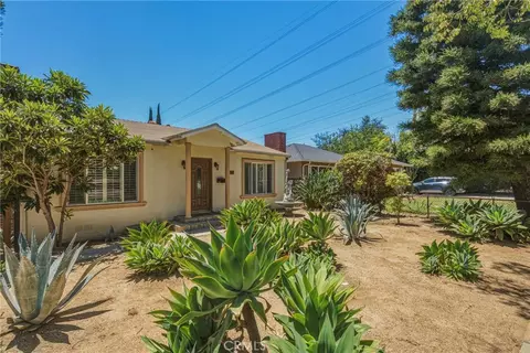 Exterior - 3170 E Orange Grv, Pasadena, CA 91107 photo 4 of 22