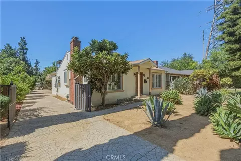 Exterior - 3170 E Orange Grv, Pasadena, CA 91107 photo 10 of 22