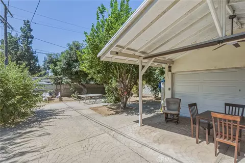 Exterior - 3170 E Orange Grv, Pasadena, CA 91107 photo 15 of 22