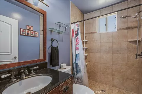 Bath - 3170 E Orange Grv, Pasadena, CA 91107 photo 3 of 3