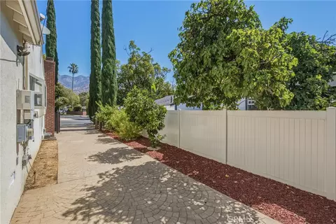 Exterior - 3170 E Orange Grv, Pasadena, CA 91107 photo 13 of 22